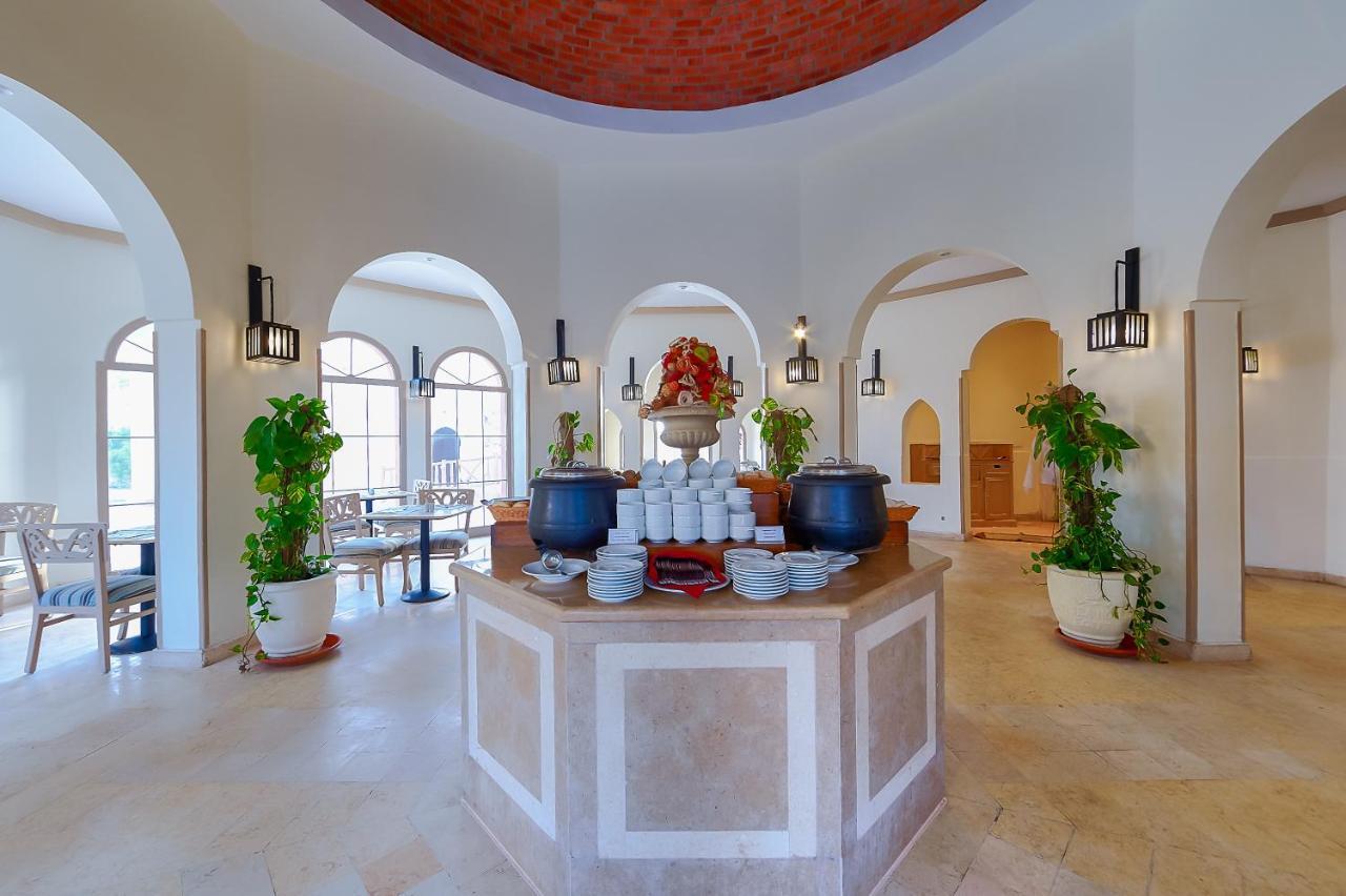 Grand Makadi - Couples And Families Only Hotel Хургада Екстериор снимка