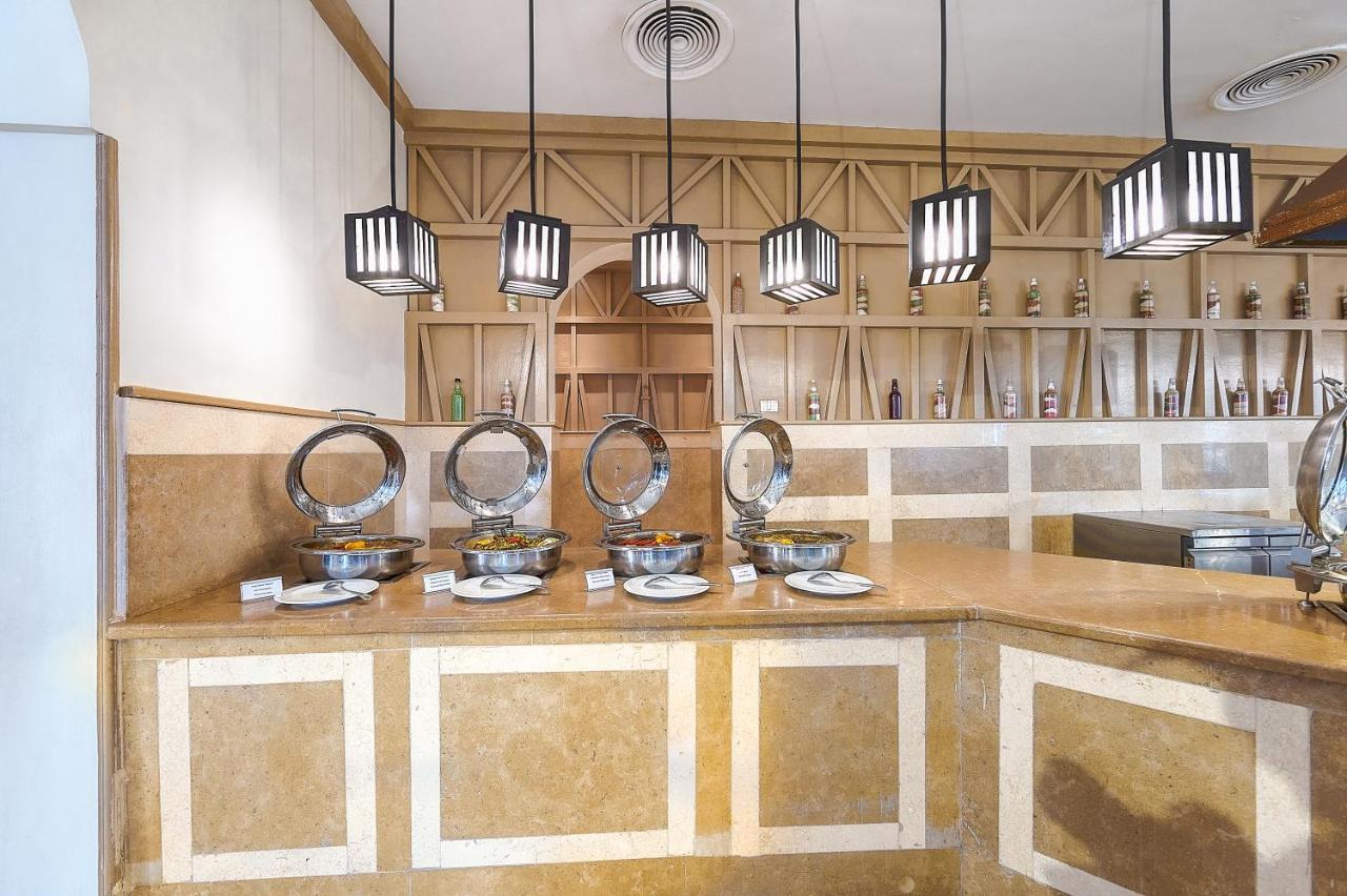 Grand Makadi - Couples And Families Only Hotel Хургада Екстериор снимка