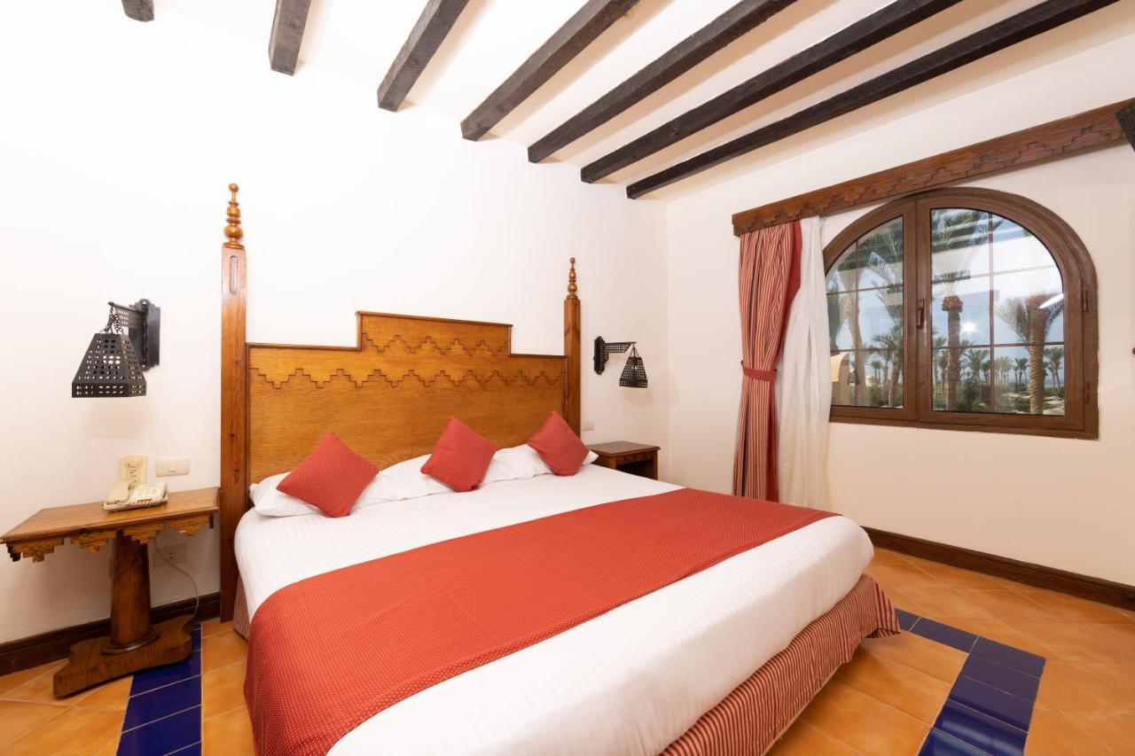 Grand Makadi - Couples And Families Only Hotel Хургада Екстериор снимка